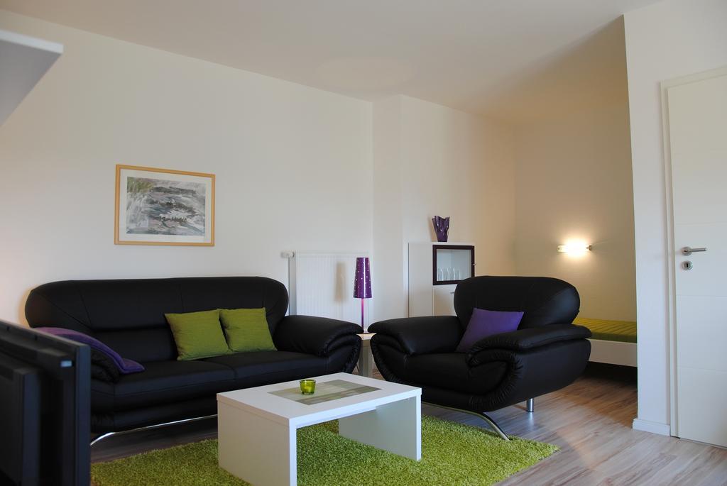 Ferienwohnung Direkt In Sassnitz Habitación foto