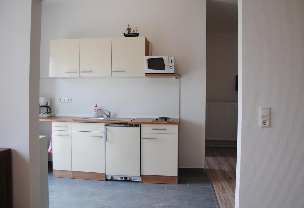 Ferienwohnung Direkt In Sassnitz Habitación foto