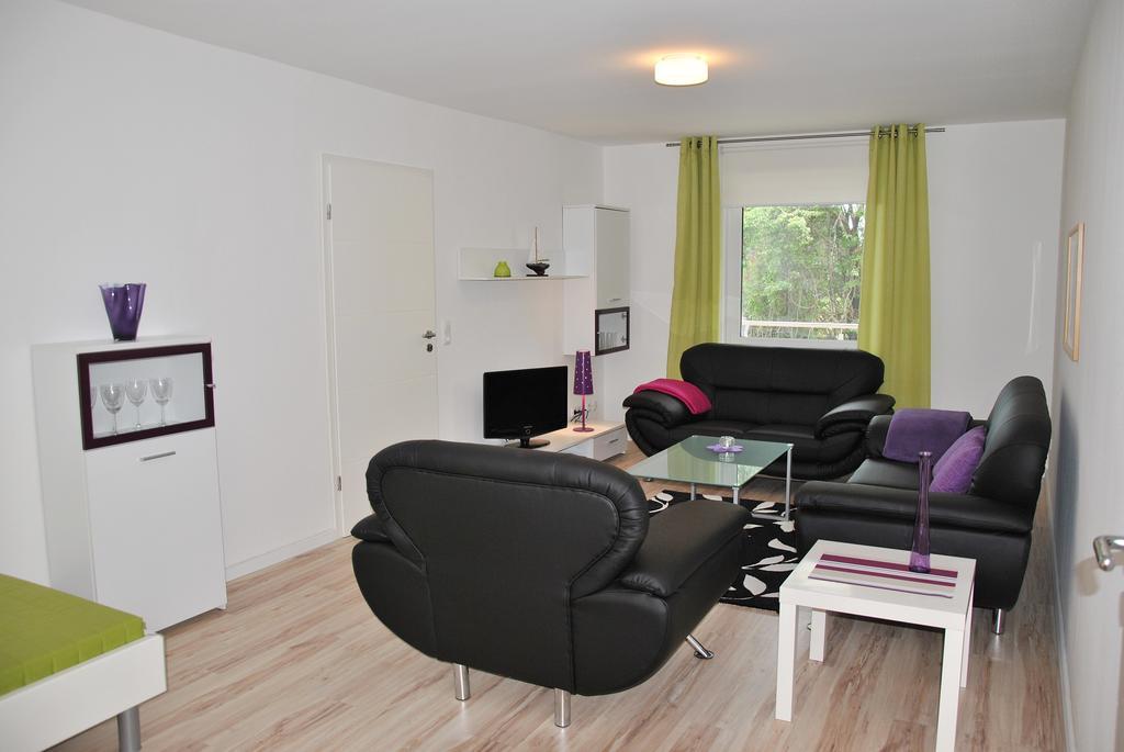 Ferienwohnung Direkt In Sassnitz Habitación foto